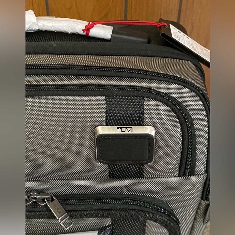TUMI Merge International Front Lid Four-Wheel Carry-On - Picture 7 of 14